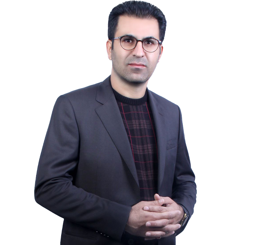 وكيل يايه يك دادگسترى و مدرس دانشگاه